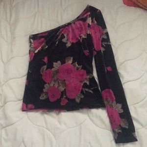 Velvet one sleeve top